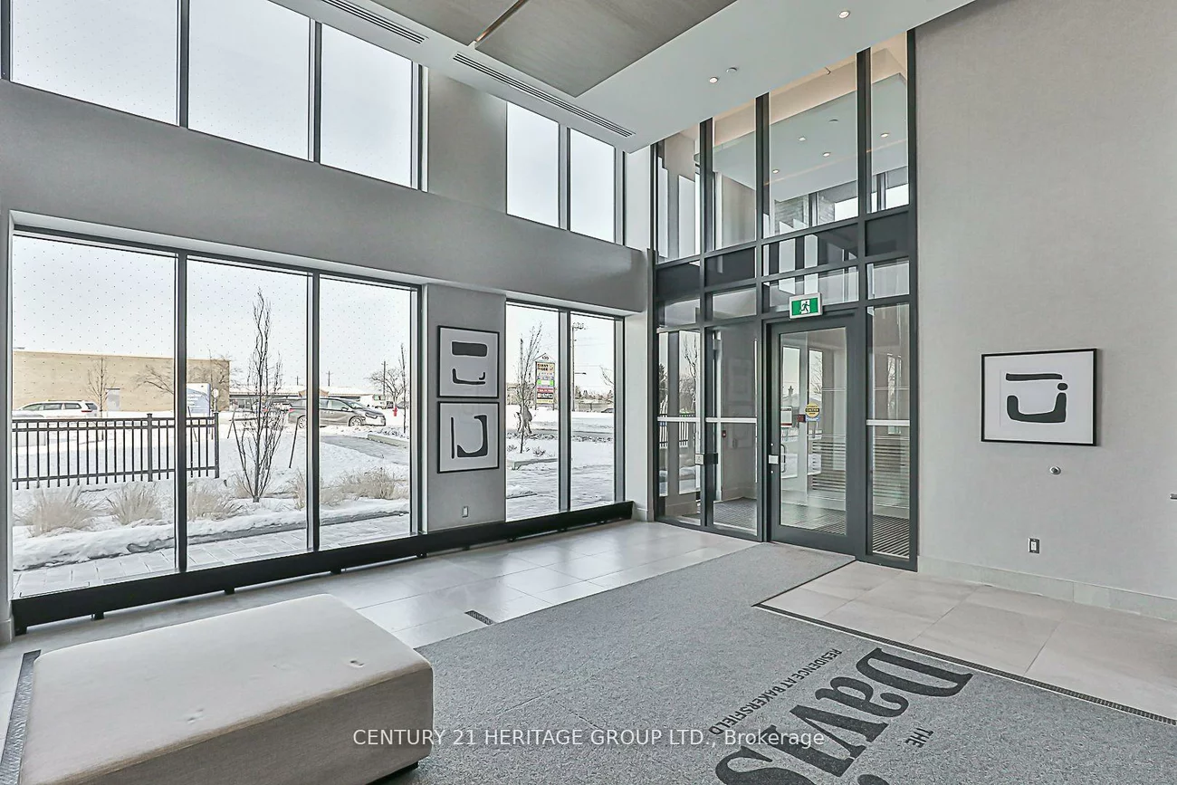 185, Deerfield, Central Newmarket, Newmarket