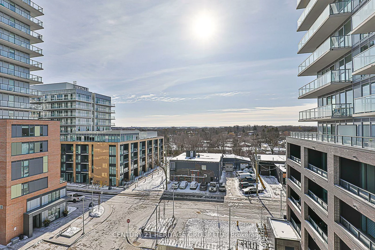 185, Deerfield, Central Newmarket, Newmarket