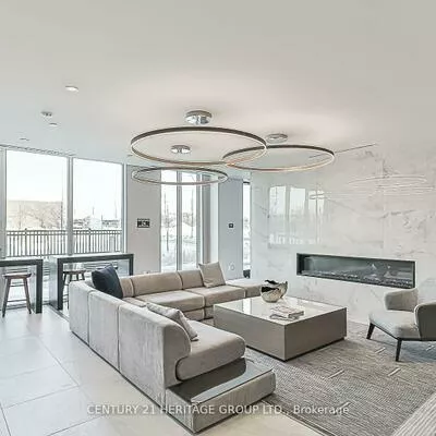 185, Deerfield, Central Newmarket, Newmarket