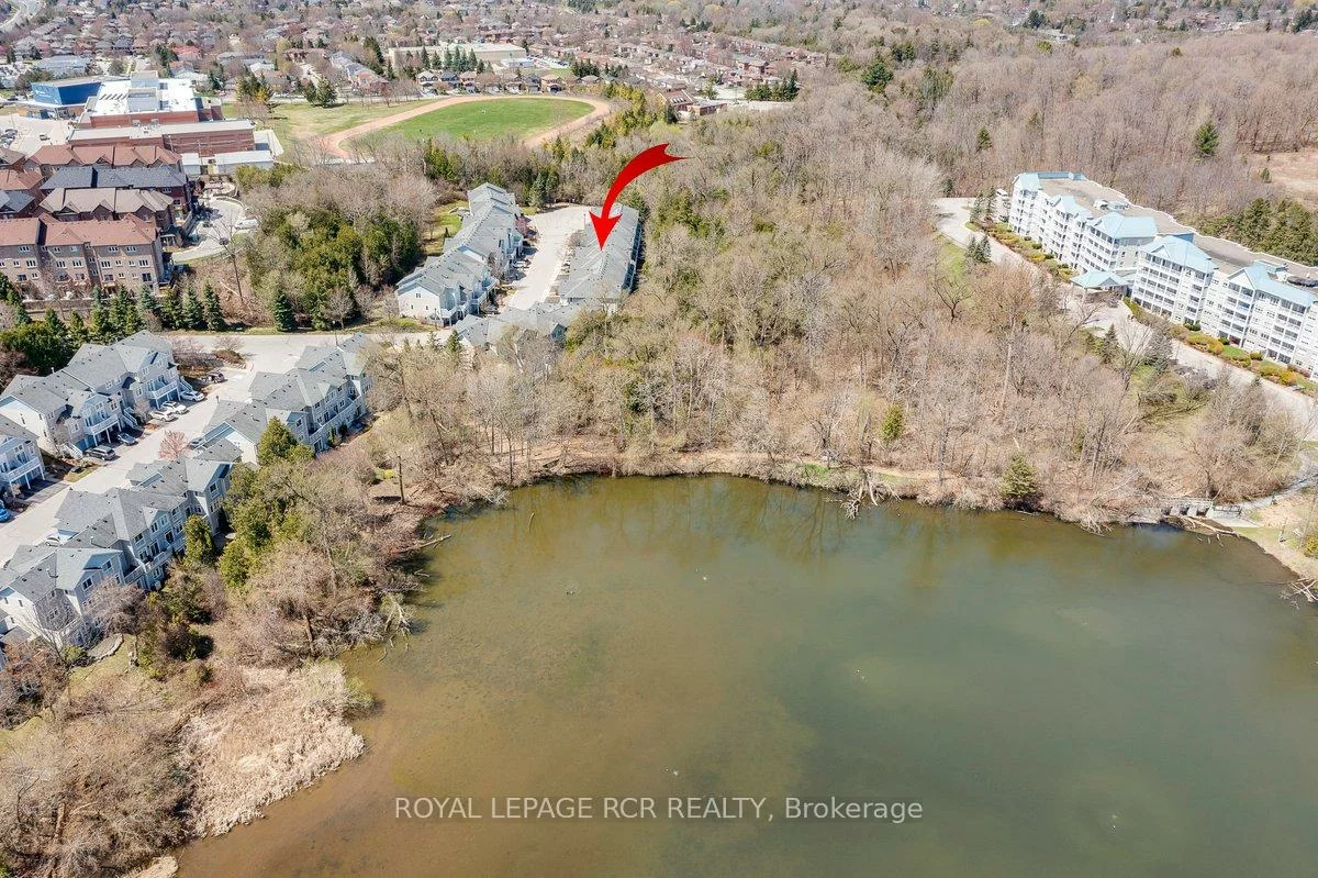 925, Creekfront, Gorham-College Manor, Newmarket