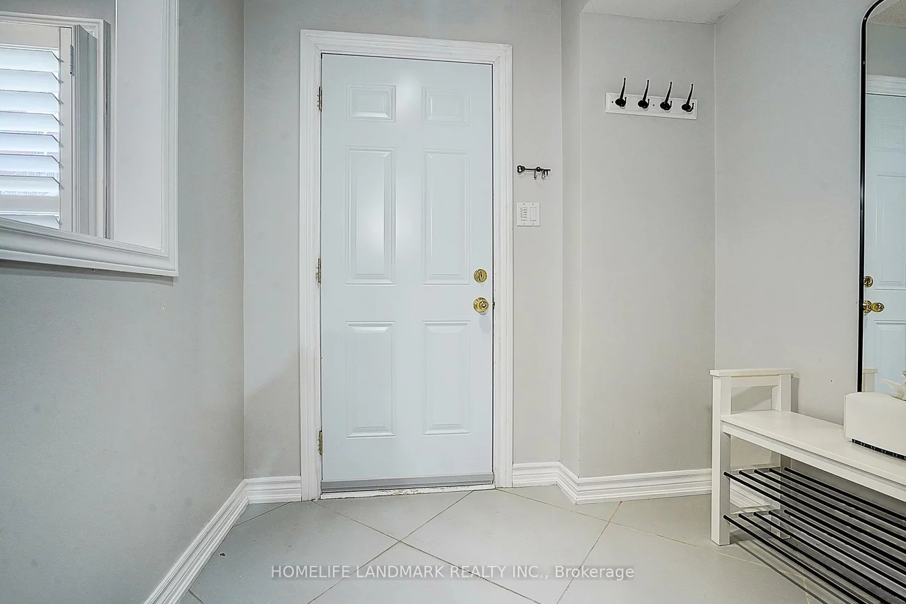 115, Main, Central Newmarket, Newmarket