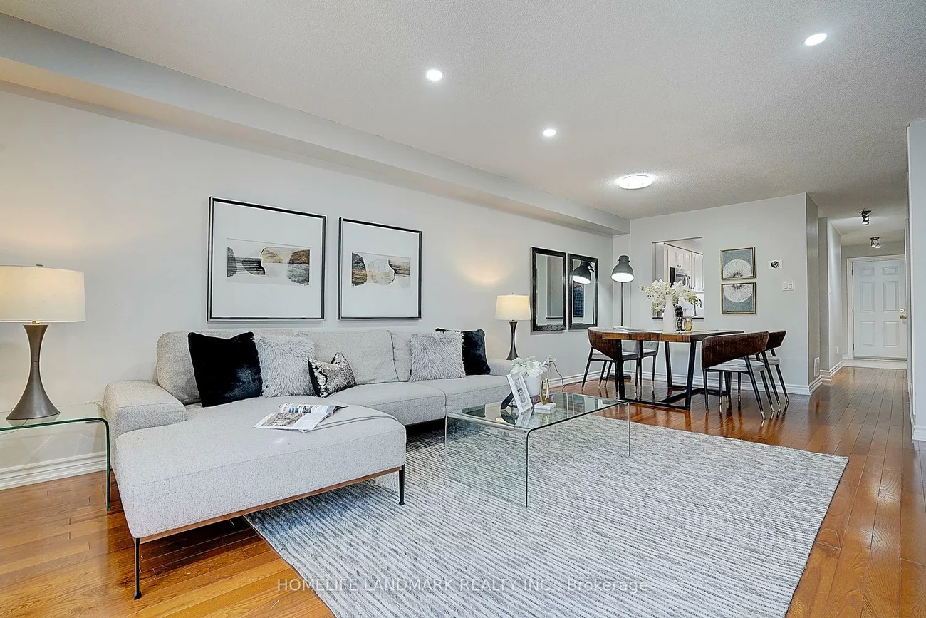 115, Main, Central Newmarket, Newmarket