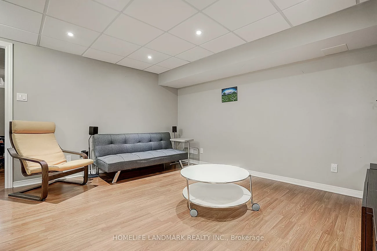115, Main, Central Newmarket, Newmarket