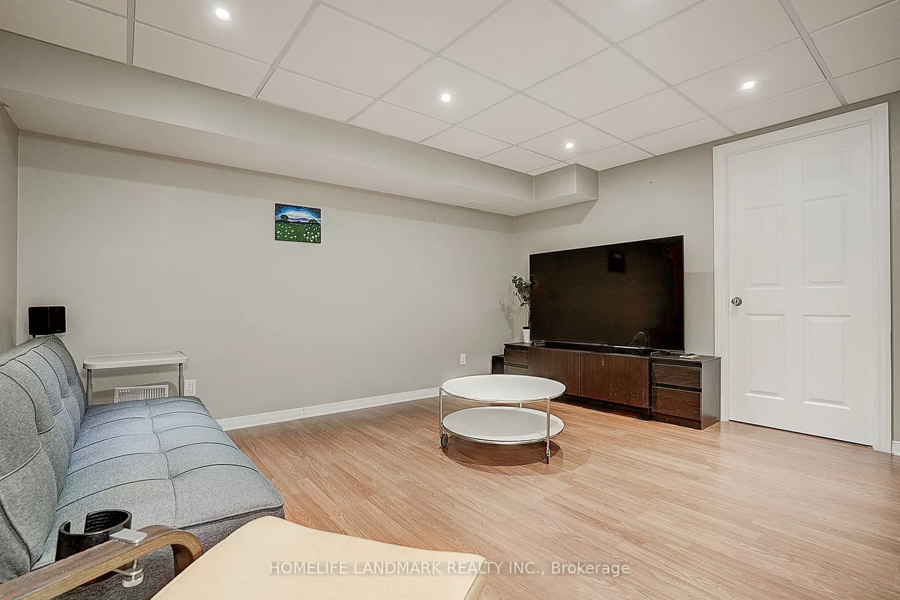 115, Main, Central Newmarket, Newmarket
