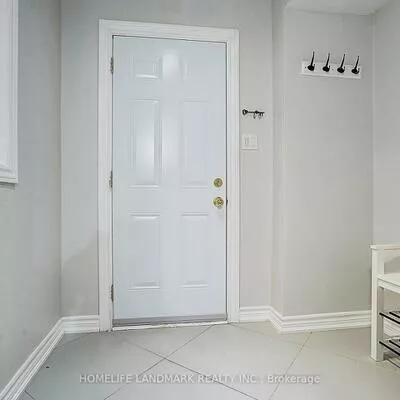 115, Main, Central Newmarket, Newmarket