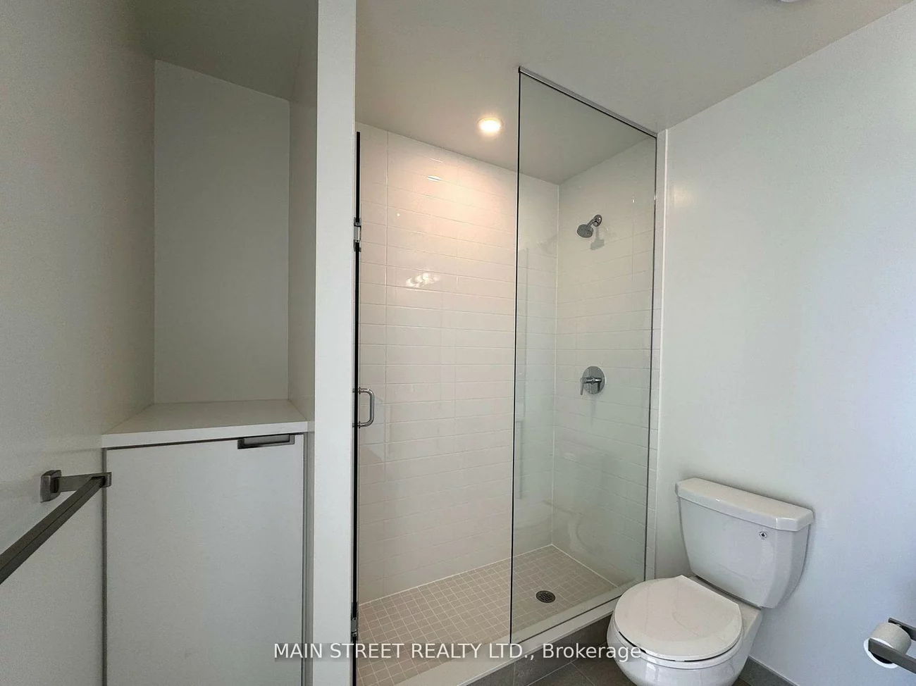 185, Deerfield, Central Newmarket, Newmarket