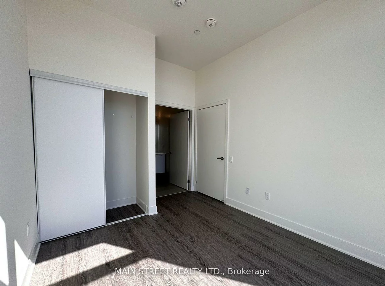 185, Deerfield, Central Newmarket, Newmarket