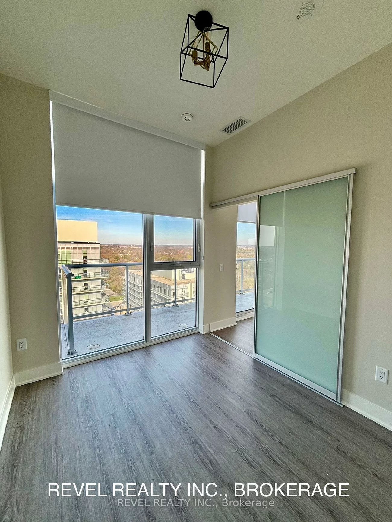 185, Deerfield, Central Newmarket, Newmarket