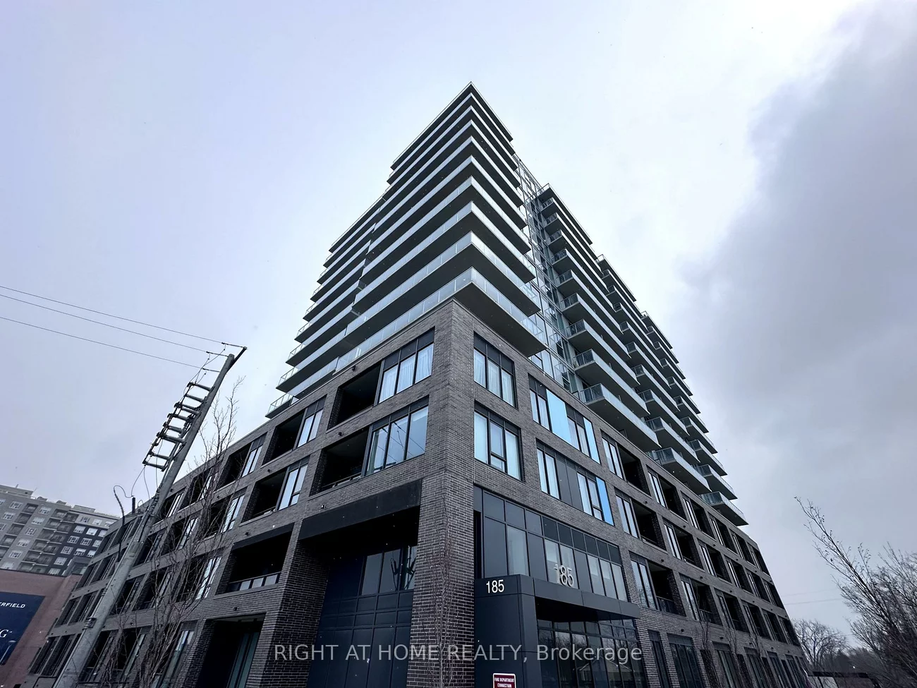 185, Deerfield, Central Newmarket, Newmarket