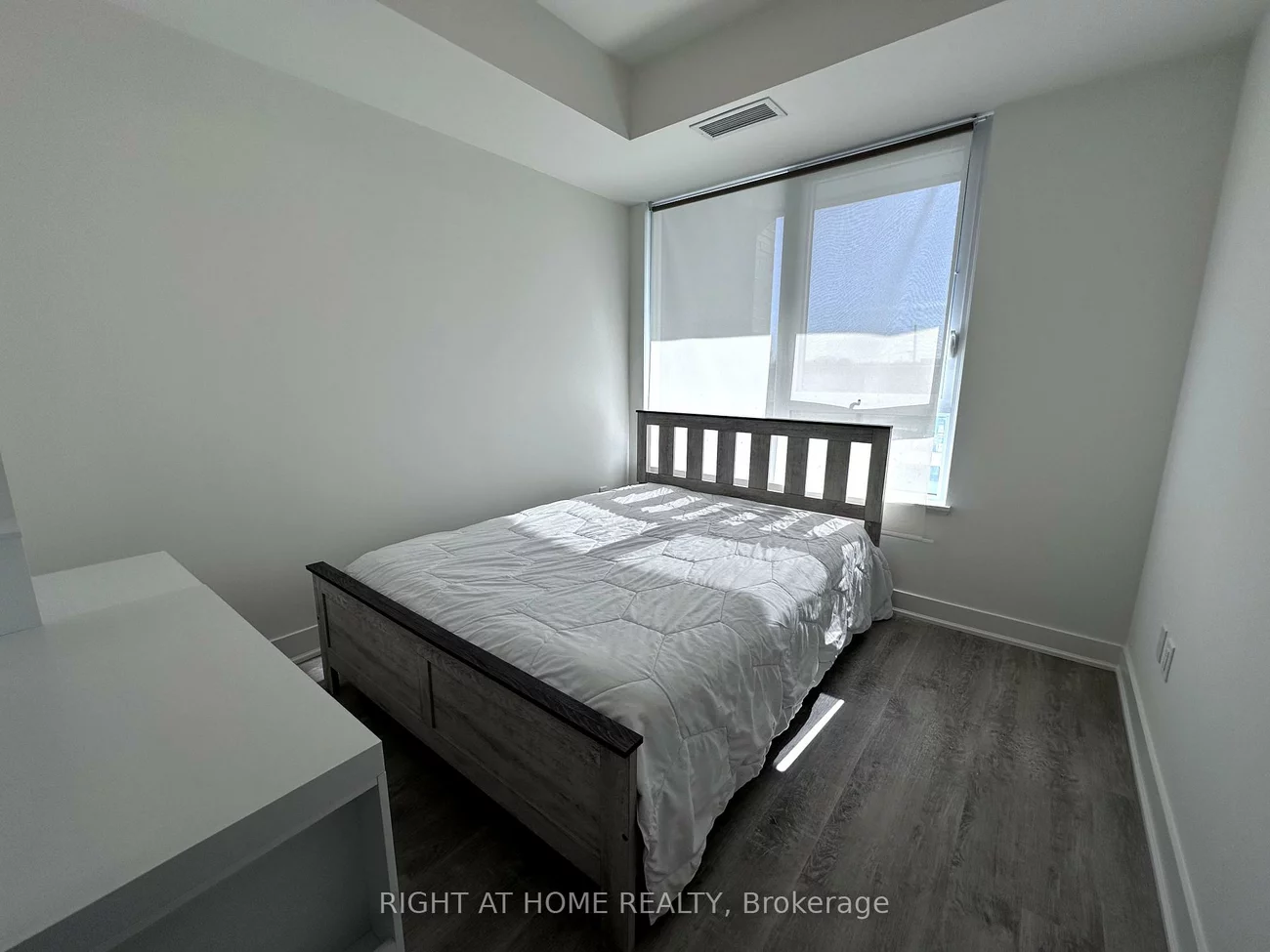 185, Deerfield, Central Newmarket, Newmarket