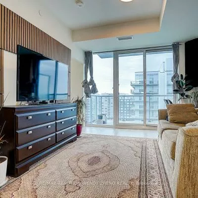 185, Deerfield, Central Newmarket, Newmarket