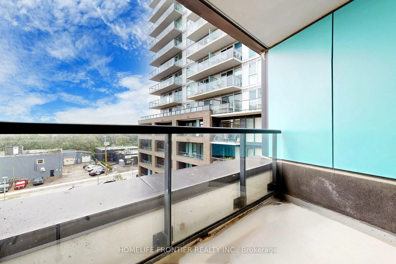 185, Deerfield, Central Newmarket, Newmarket