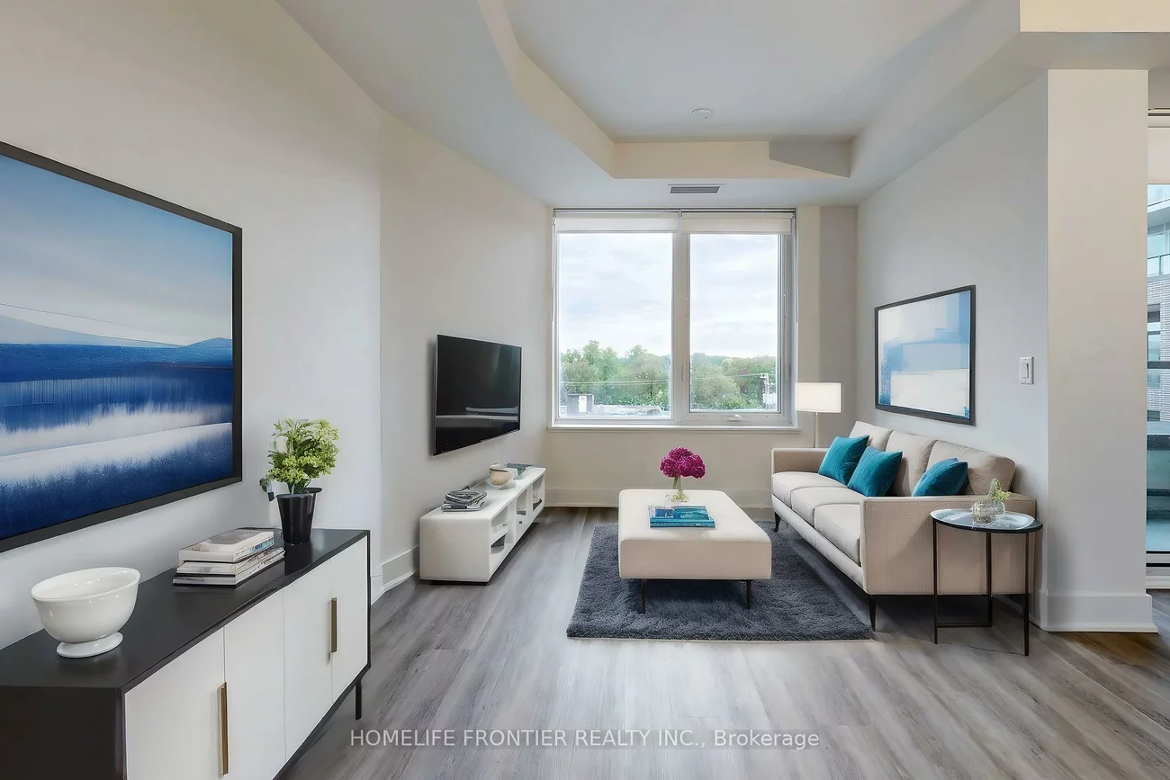 185, Deerfield, Central Newmarket, Newmarket