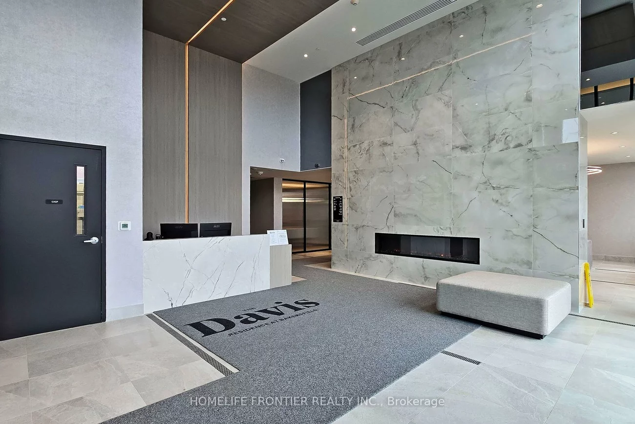 185, Deerfield, Central Newmarket, Newmarket