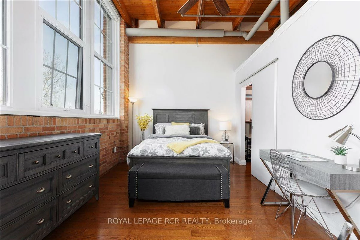 543, Timothy, Central Newmarket, Newmarket