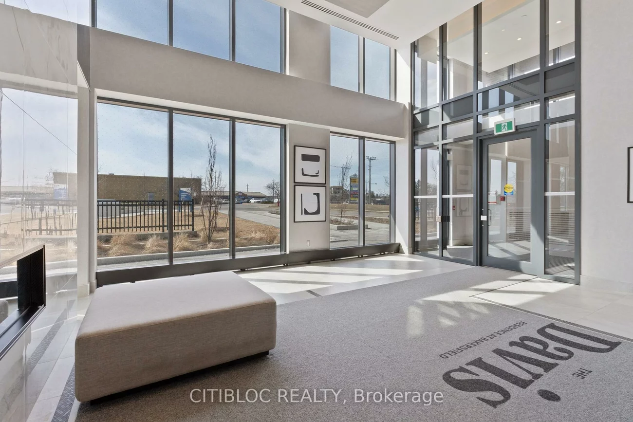 185, Deerfield, Central Newmarket, Newmarket