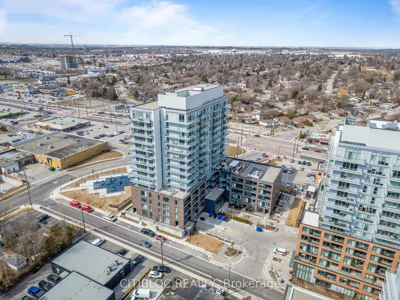 185, Deerfield, Central Newmarket, Newmarket