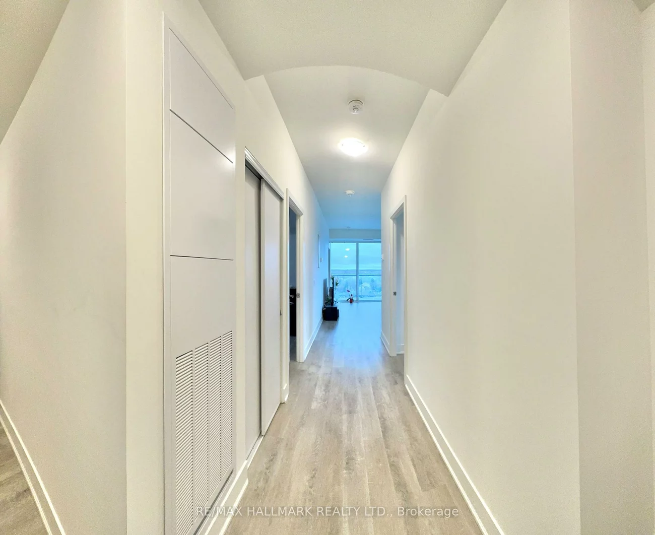 185, Deerfield, Central Newmarket, Newmarket