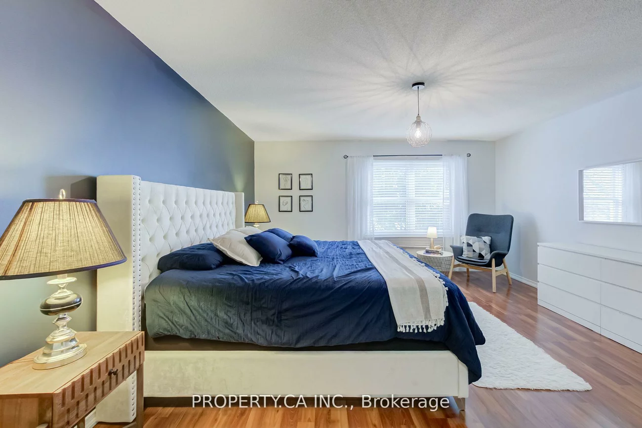 115, Main, Central Newmarket, Newmarket