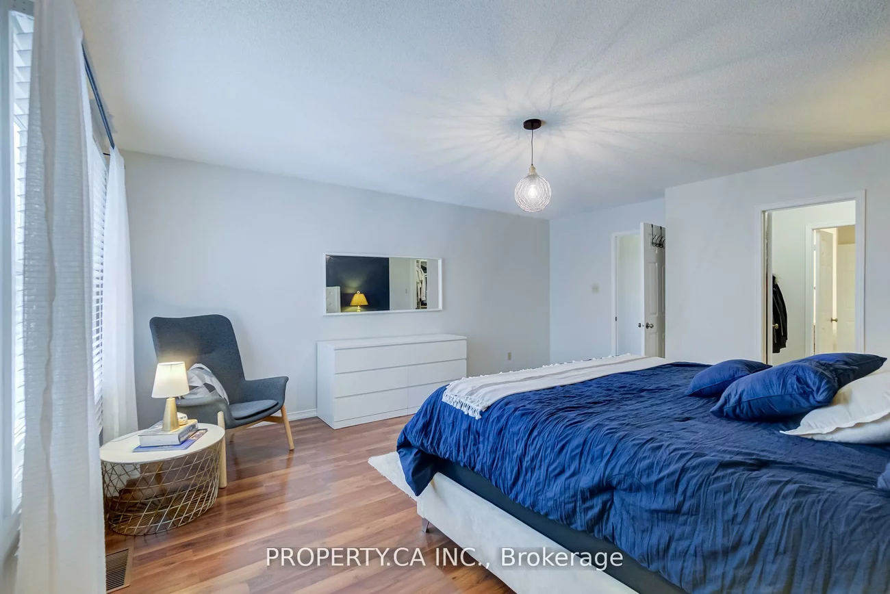 115, Main, Central Newmarket, Newmarket