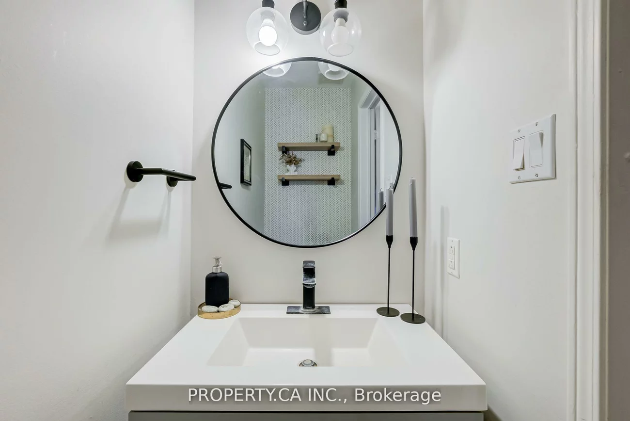 115, Main, Central Newmarket, Newmarket