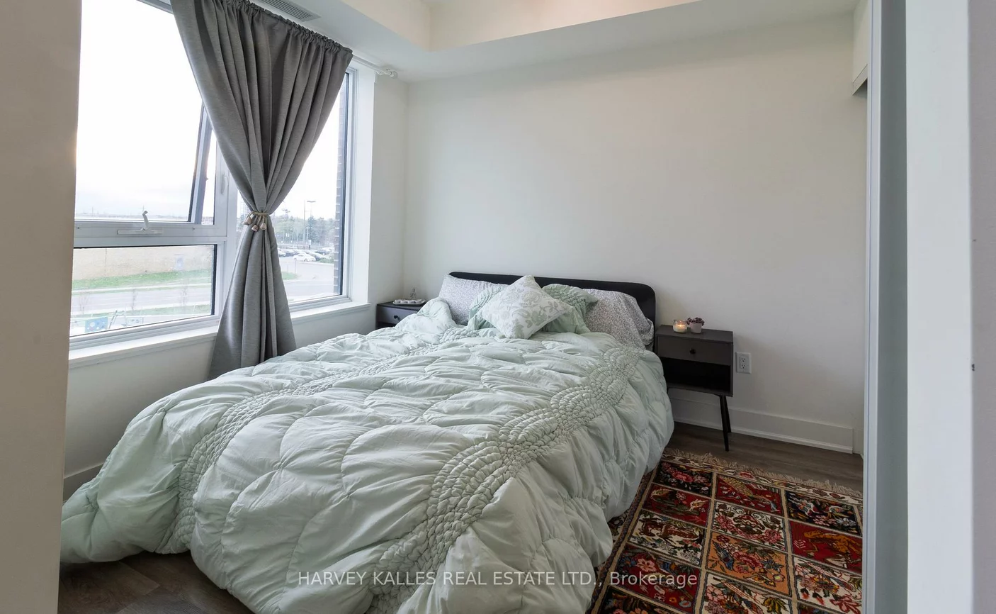 185, Deerfield, Central Newmarket, Newmarket