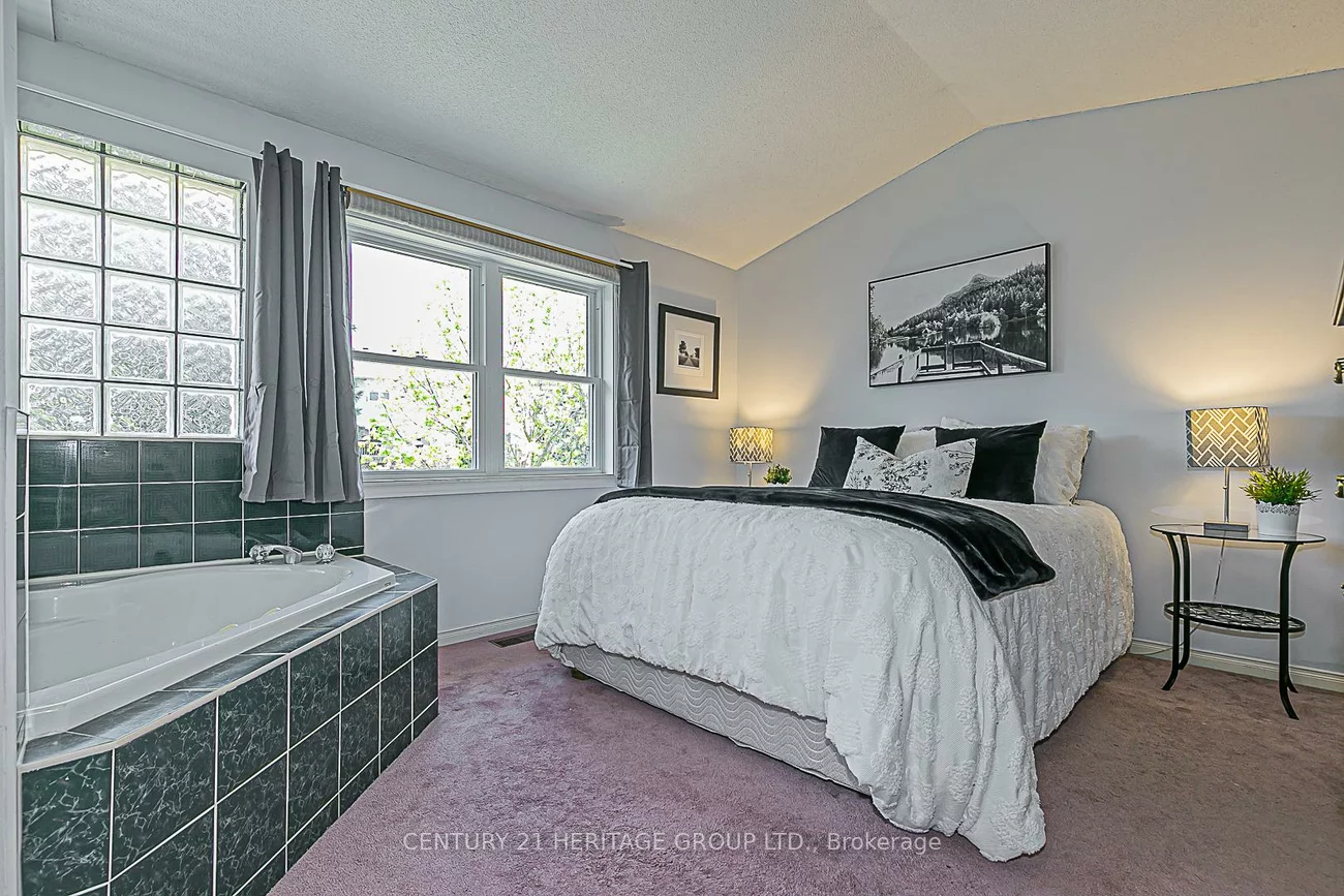 87, Brandy Lane, Central Newmarket, Newmarket