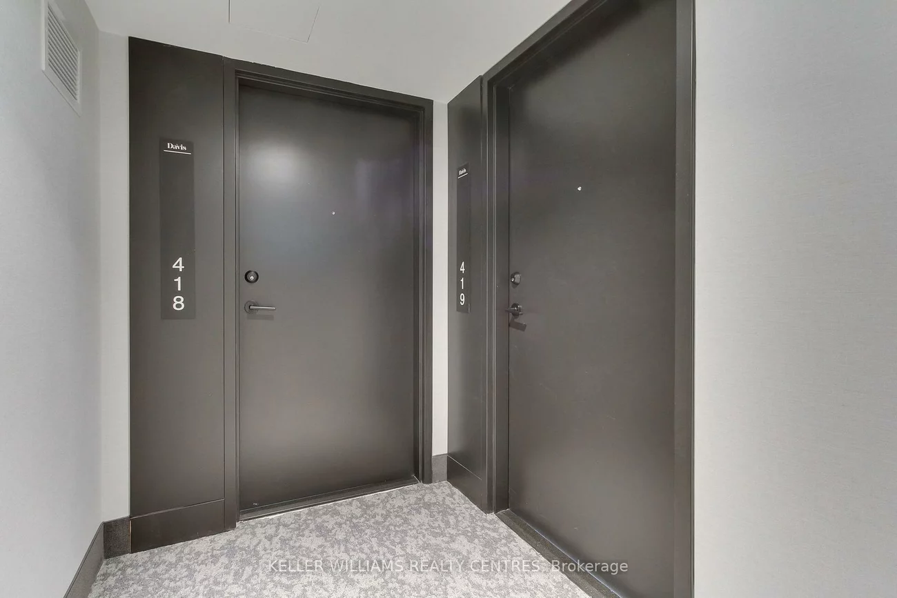 185, Deerfield, Central Newmarket, Newmarket