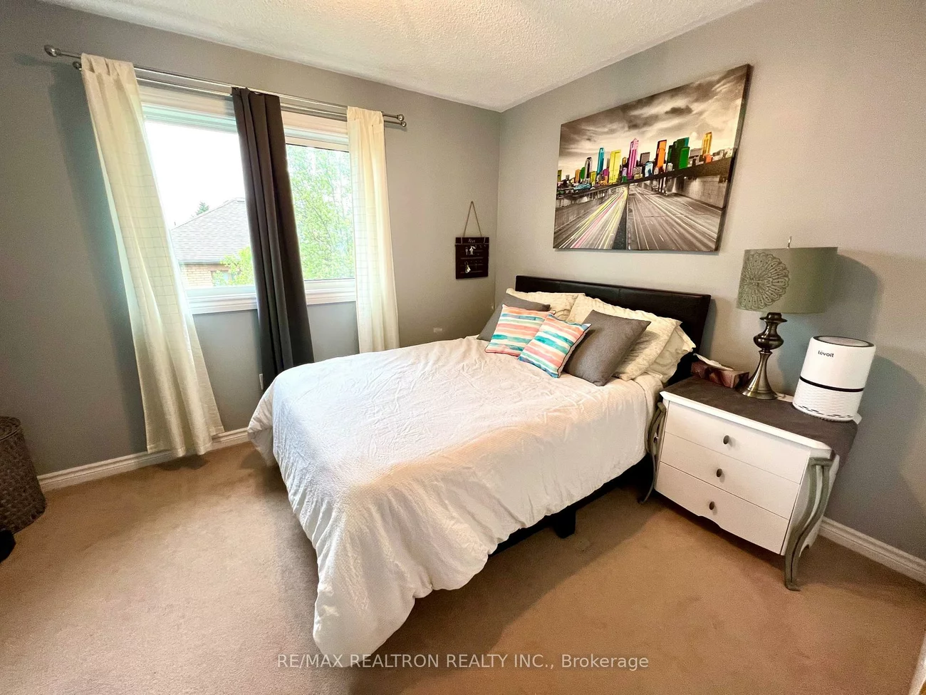 895, Caribou Valley, Armitage, Newmarket