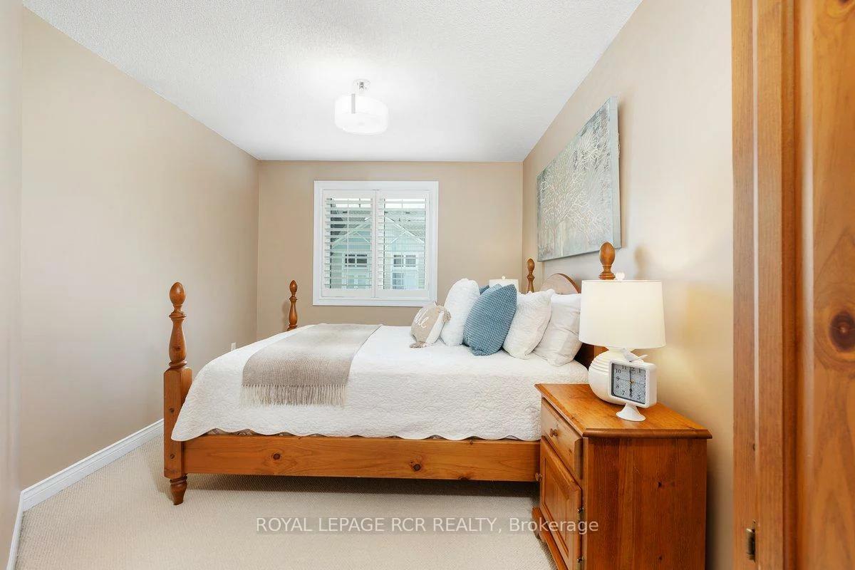 1047, On Bogart, Gorham-College Manor, Newmarket