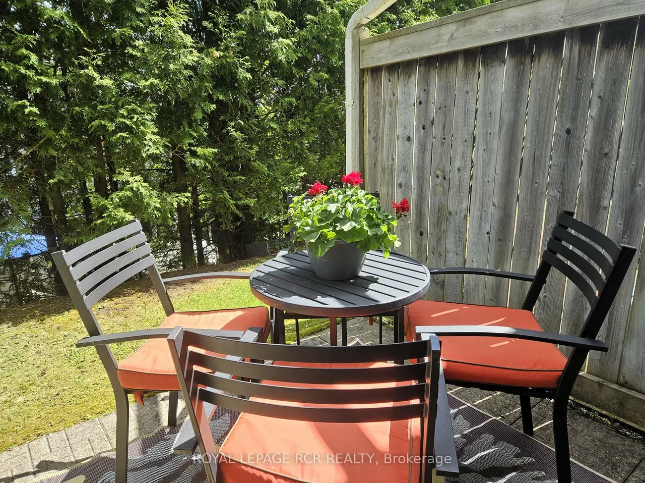 1047, On Bogart, Gorham-College Manor, Newmarket