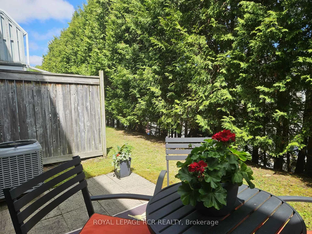 1047, On Bogart, Gorham-College Manor, Newmarket