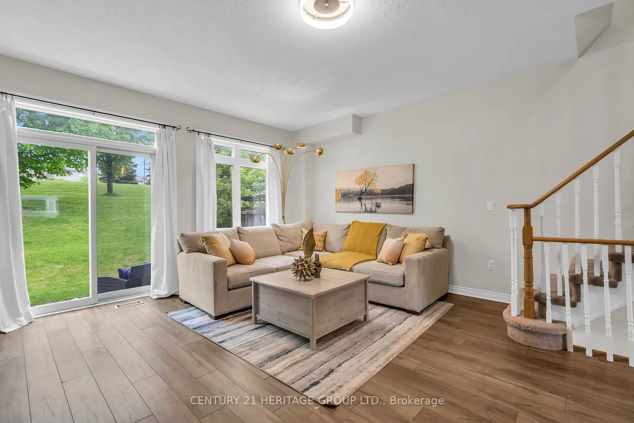 1056, On Bogart, Gorham-College Manor, Newmarket