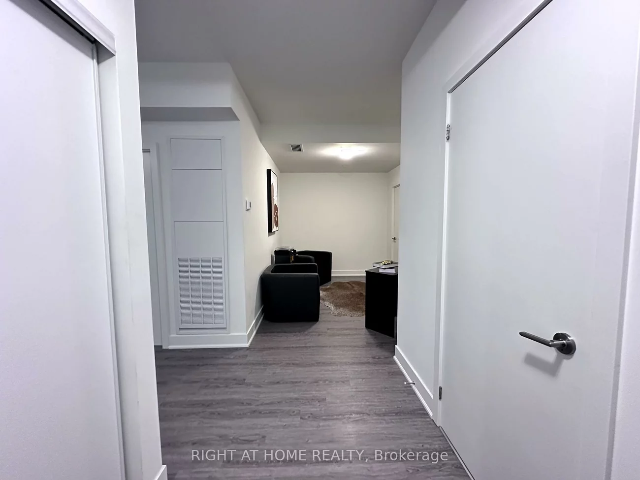185, Deerfield, Central Newmarket, Newmarket