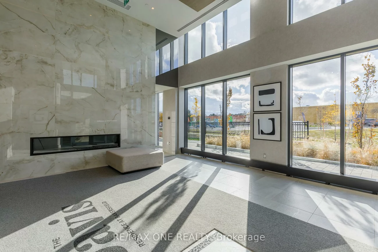 185, Deerfield, Central Newmarket, Newmarket