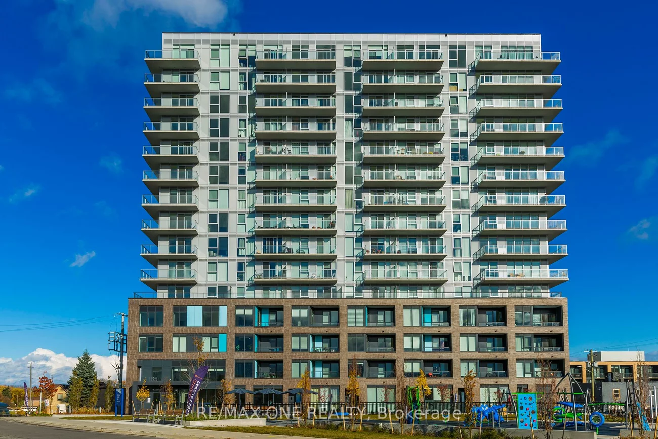 185, Deerfield, Central Newmarket, Newmarket