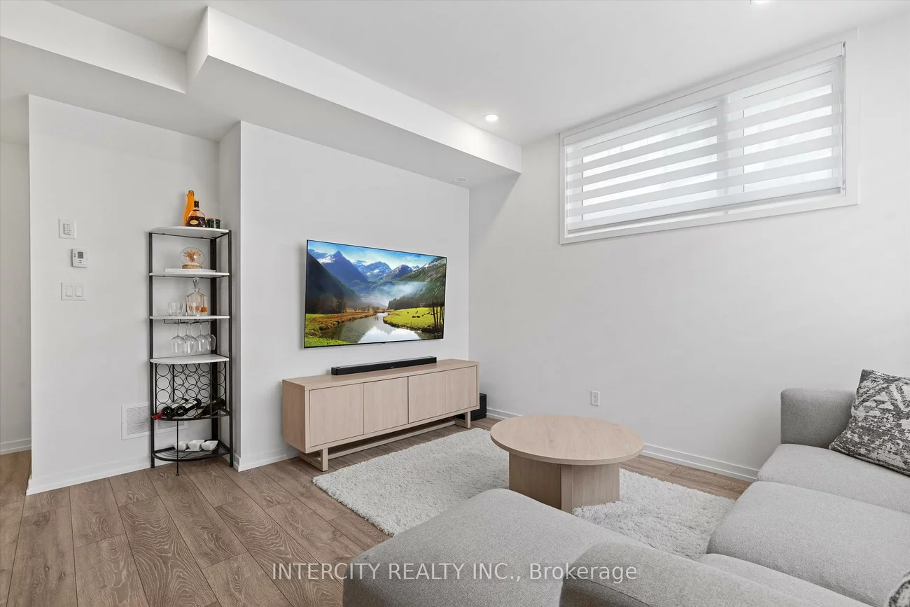 11, Lytham Green, Glenway Estates, Newmarket