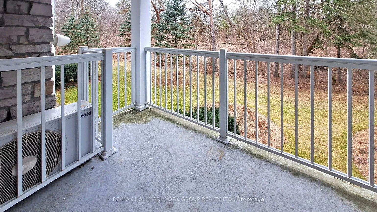 900, Bogart Mill, Gorham-College Manor, Newmarket