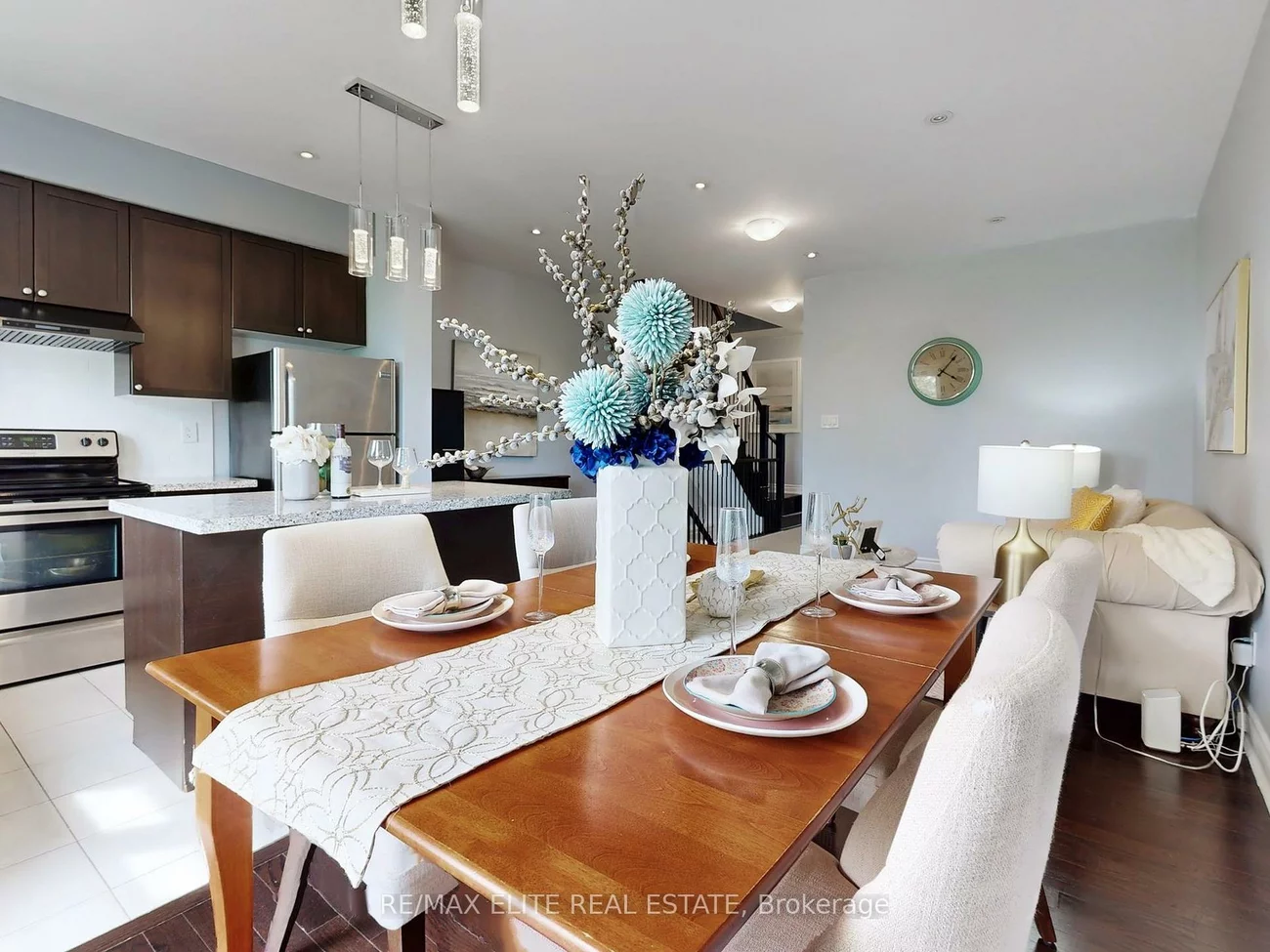 700, Wendy Culbert, Stonehaven-Wyndham, Newmarket