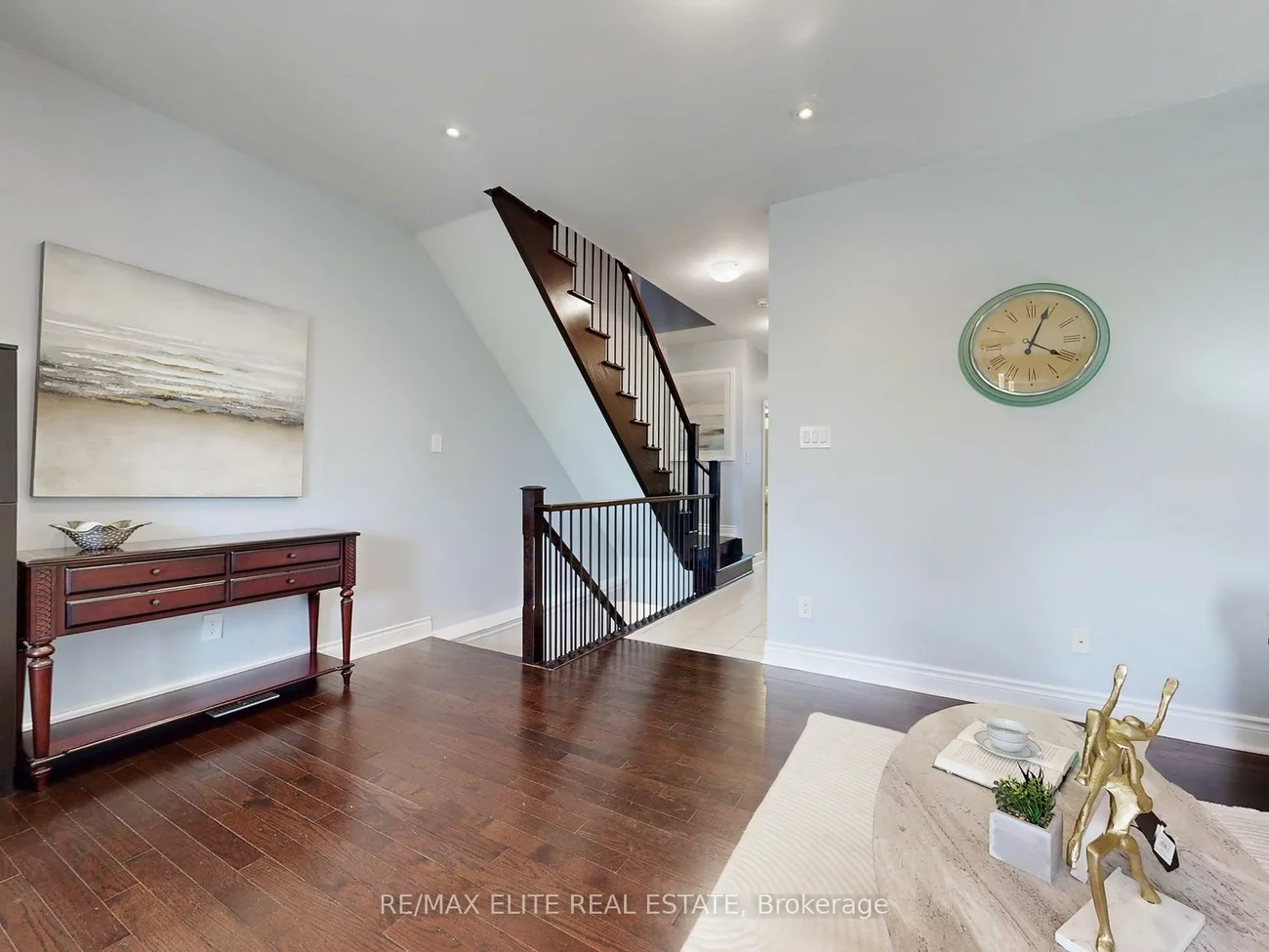 700, Wendy Culbert, Stonehaven-Wyndham, Newmarket