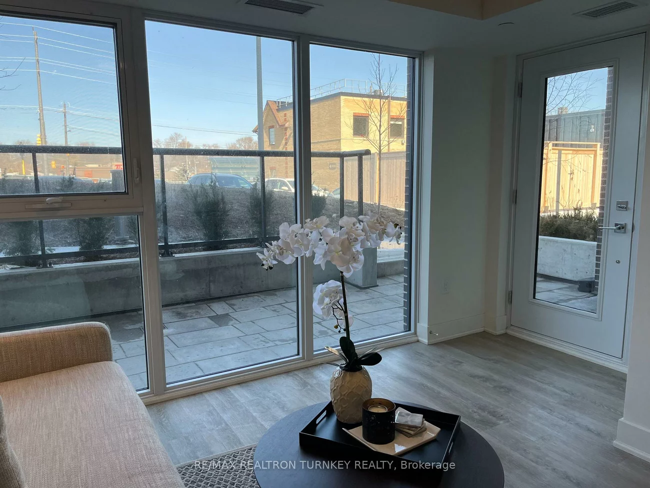 185, Deerfield, Central Newmarket, Newmarket
