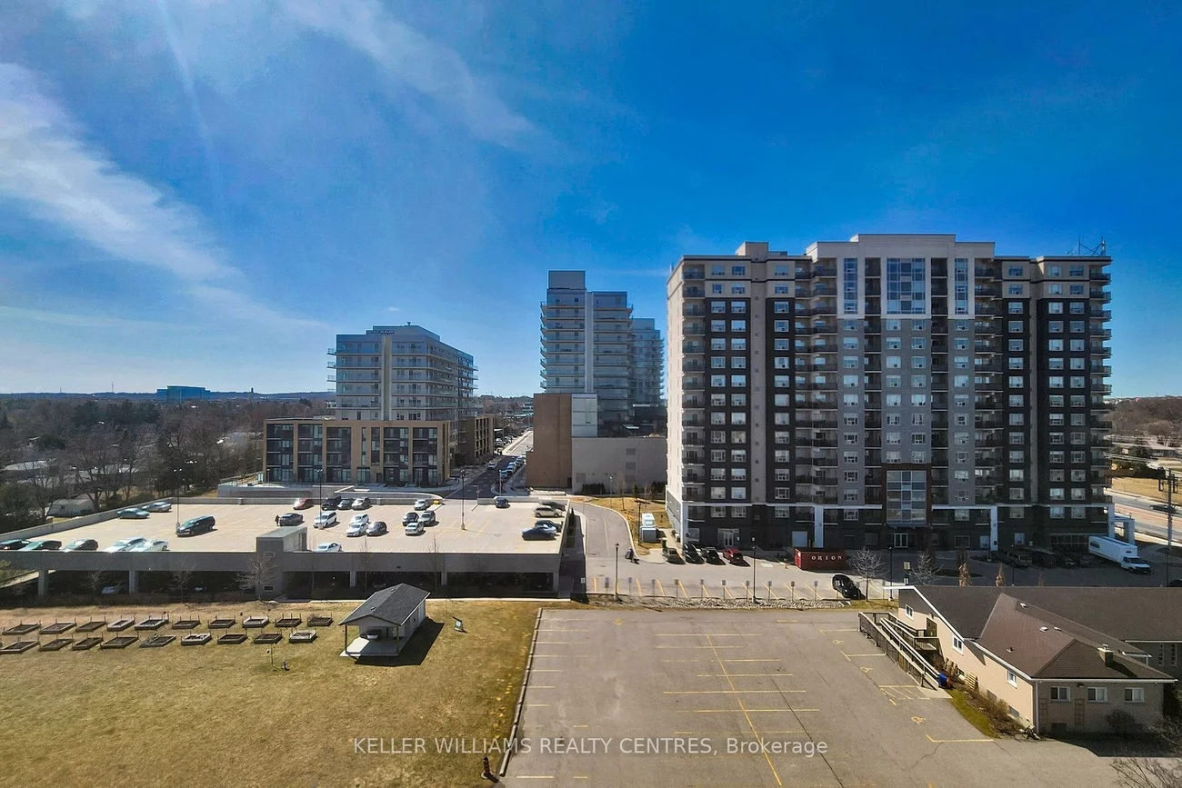 250, Davis, Central Newmarket, Newmarket