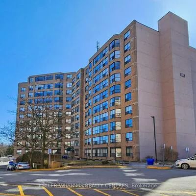 250, Davis, Central Newmarket, Newmarket