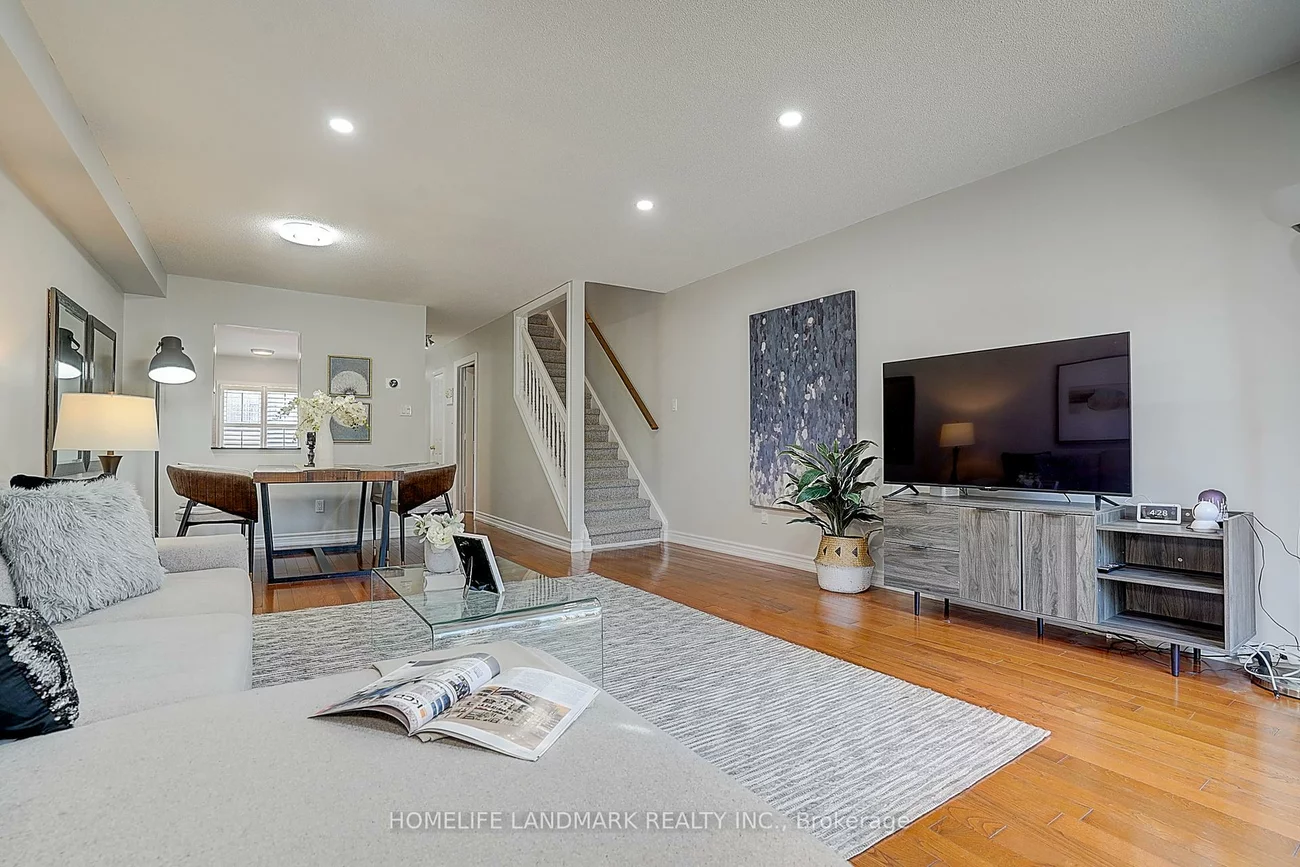 115, Main, Central Newmarket, Newmarket