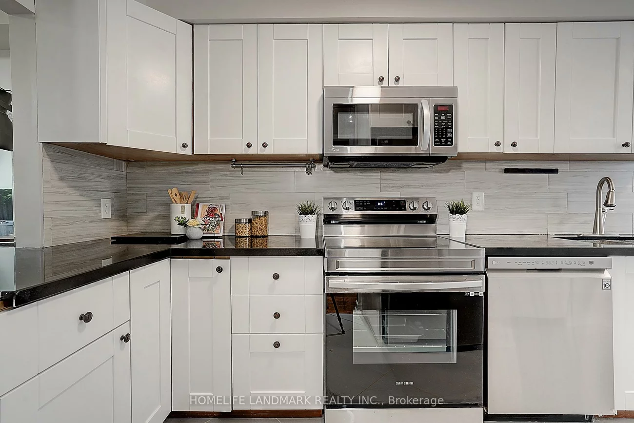 115, Main, Central Newmarket, Newmarket