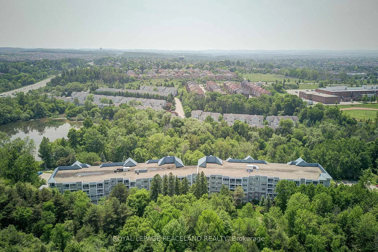 900, Bogart Mill, Gorham-College Manor, Newmarket