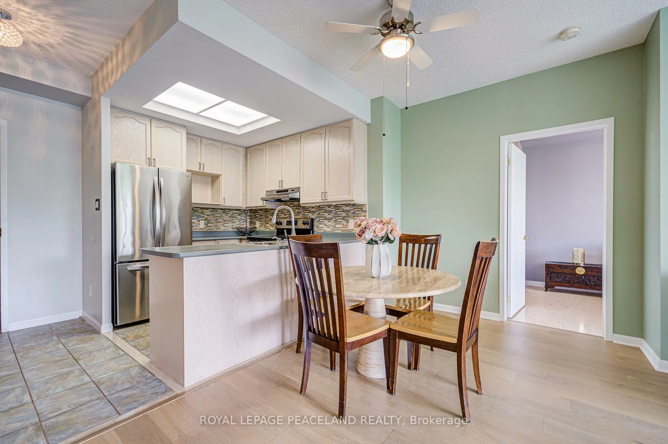 900, Bogart Mill, Gorham-College Manor, Newmarket