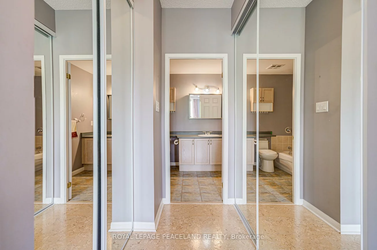 900, Bogart Mill, Gorham-College Manor, Newmarket