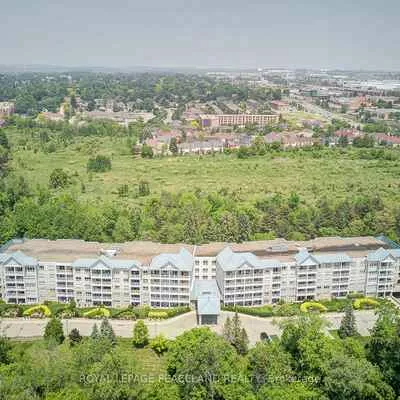 900, Bogart Mill, Gorham-College Manor, Newmarket
