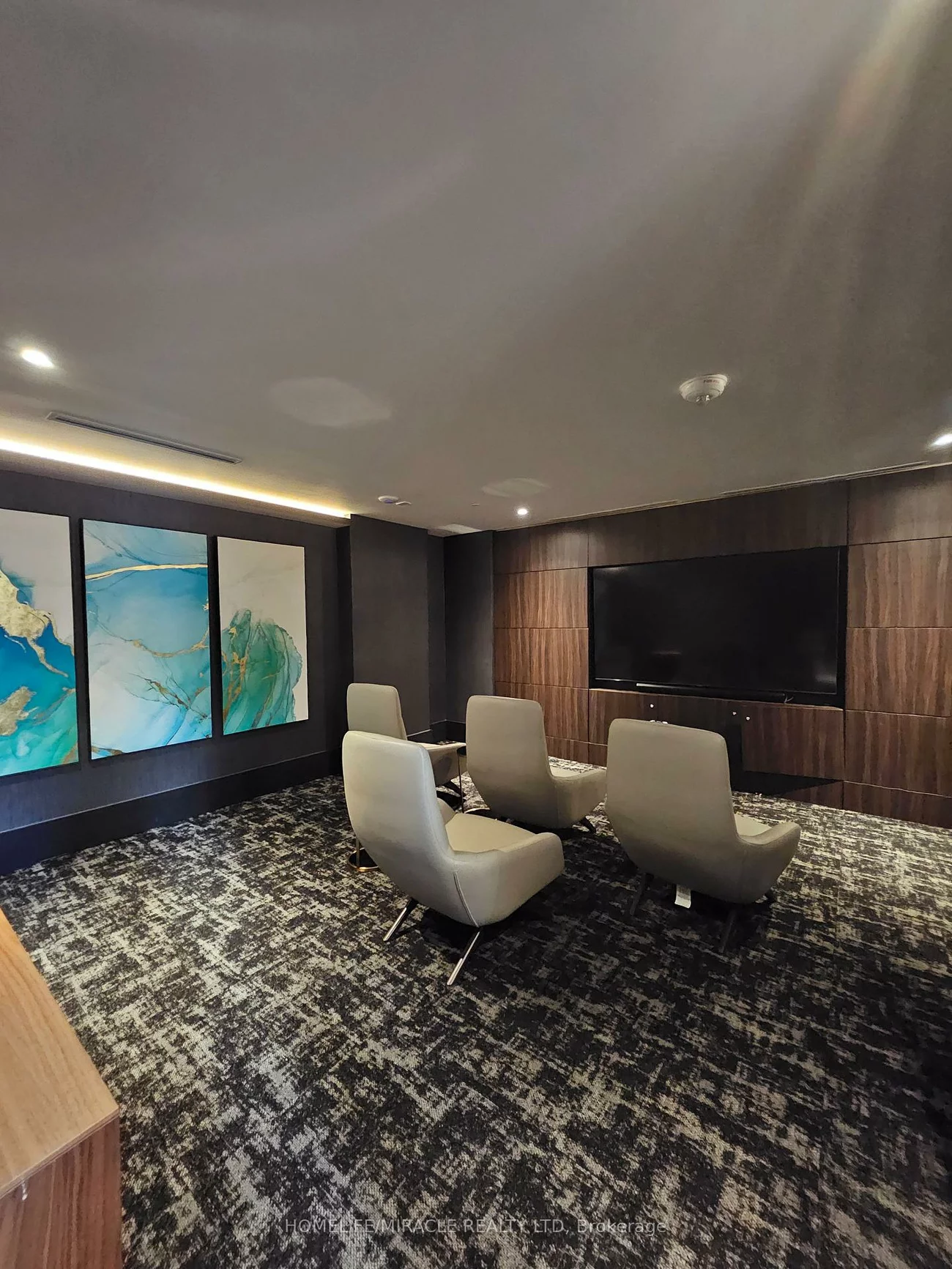 185, DEERFIELD, Central Newmarket, Newmarket